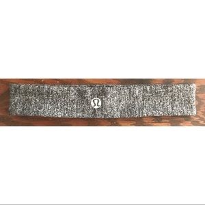 *FREE* lululemon lucky luon headband *narrow